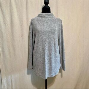 Old Navy Gray Soft Ribbed Long Sleeve Mock Neck Lightweight Sweater